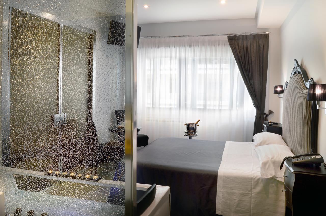 Barbarella Suite Napoli Ngoại thất bức ảnh