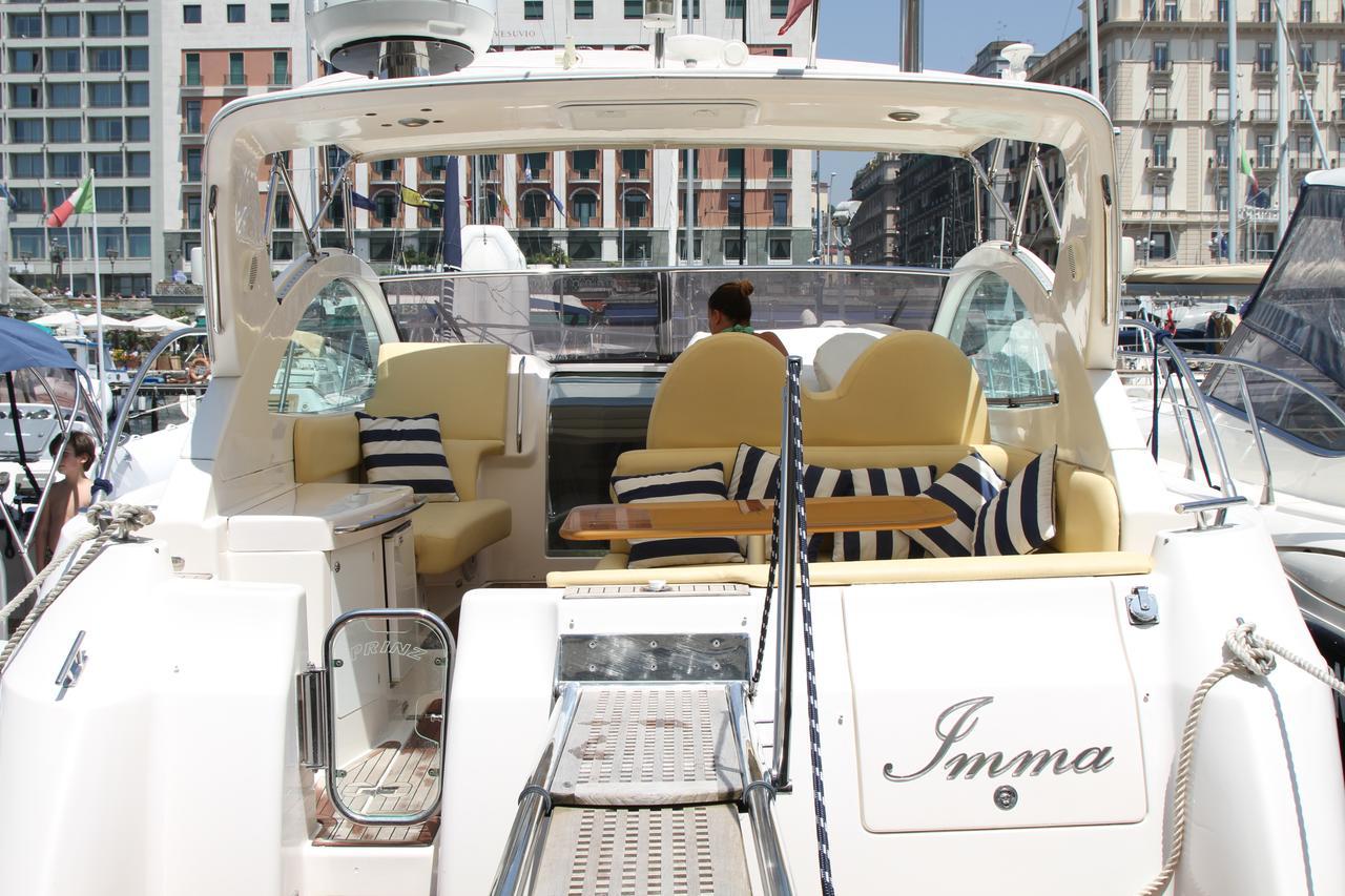 Barbarella Suite Napoli Ngoại thất bức ảnh