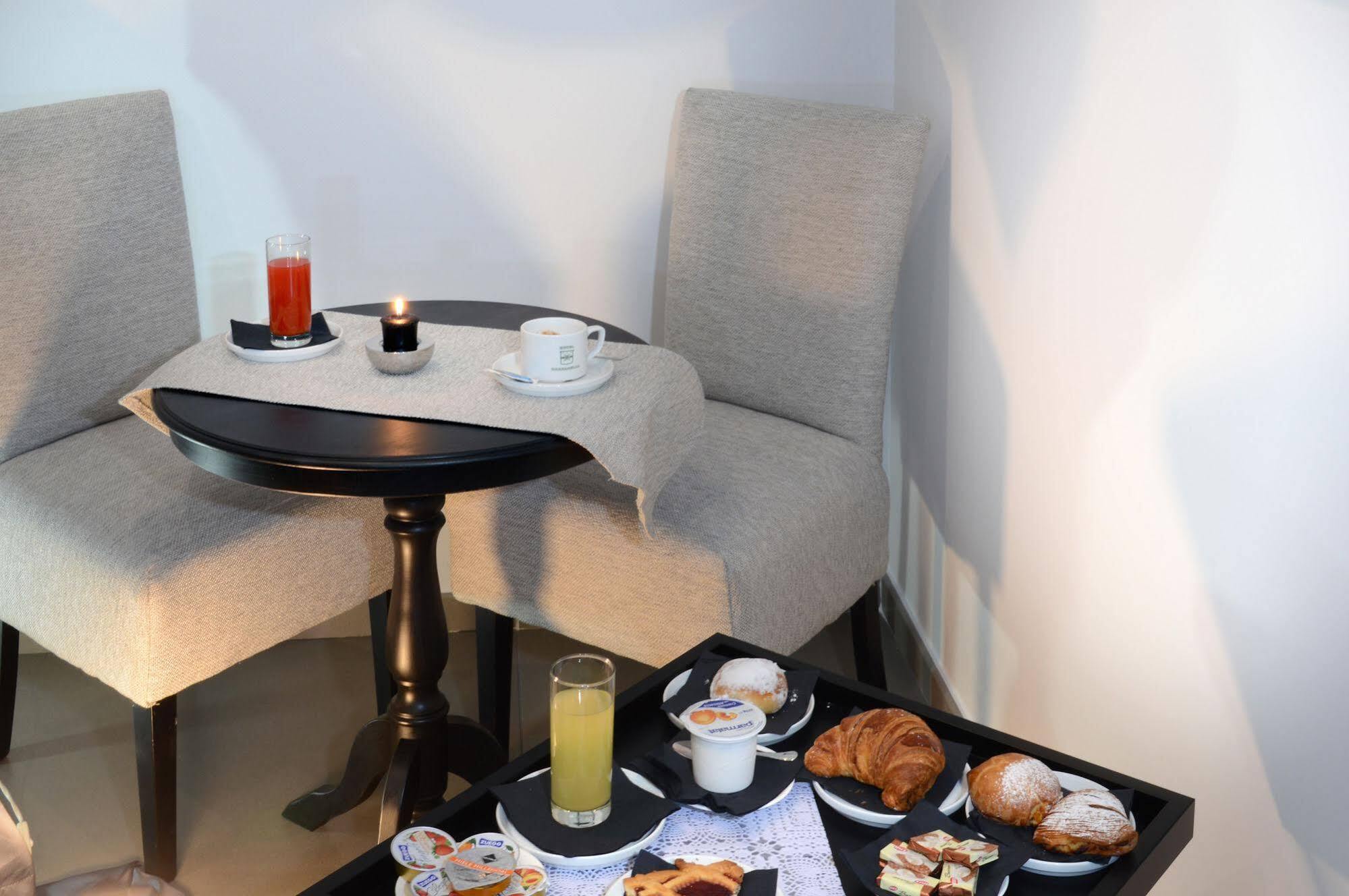 Barbarella Suite Napoli Ngoại thất bức ảnh